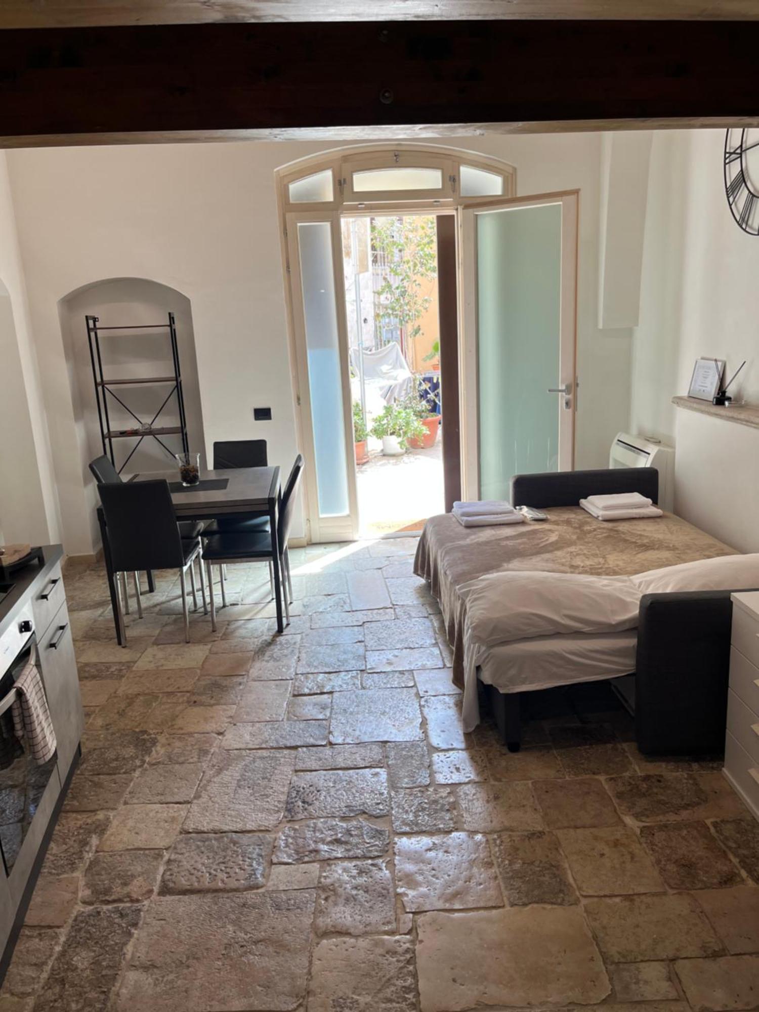 Ground Stone Appartement Bari Buitenkant foto